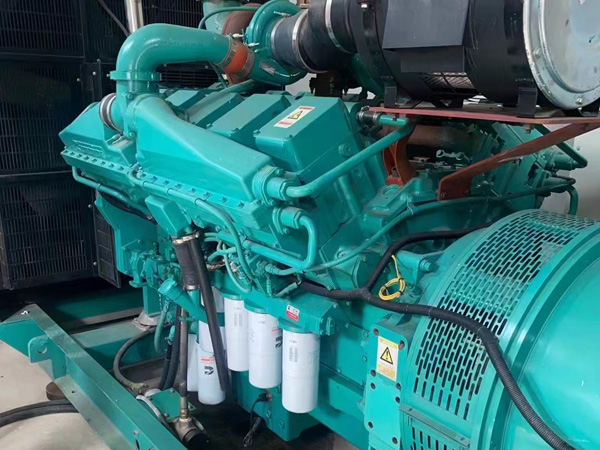 金平更换100kW柴油发电机组机油时，需要注意哪些事项？